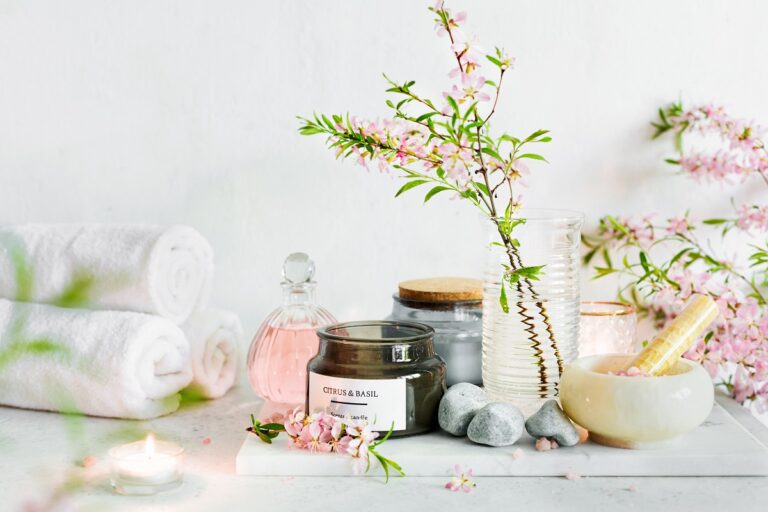 These 9 Calming Scents Help You Get Rid Of Stress Mindful Captain